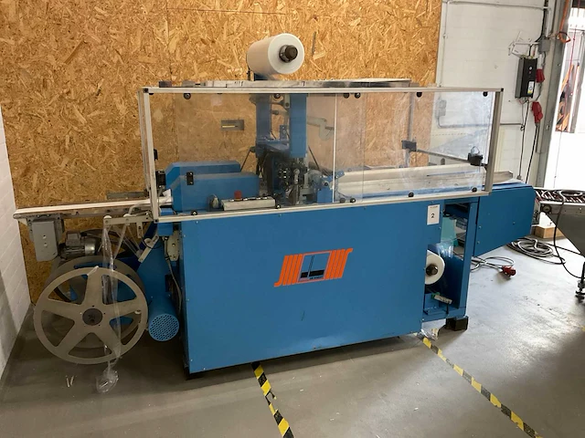 De knegt verpakkingsmachine met krimptunnel - afbeelding 13 van  18