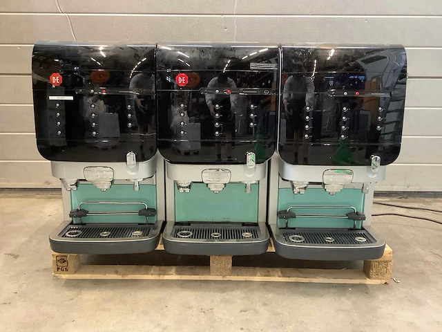 De koffiemachine (3x) - afbeelding 1 van  8