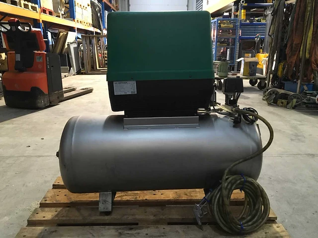 De luchtcompressor van atlas copco - afbeelding 3 van  6