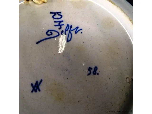 De porceleyne fles w.o.1 herdenkingssbord. - afbeelding 5 van  5