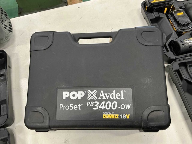 De walt proset pb3400 popnagelpistool - afbeelding 3 van  4