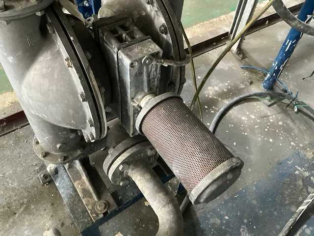De wilden xps 800 pneumatische membraan pomp - afbeelding 9 van  10