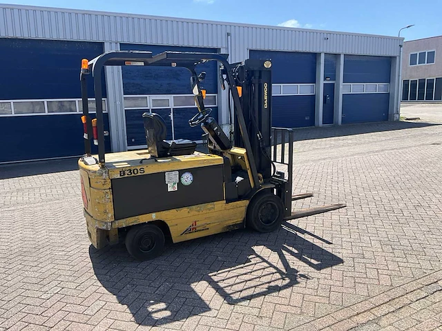 Deawoo b30s-2 vorkheftruck - afbeelding 13 van  17