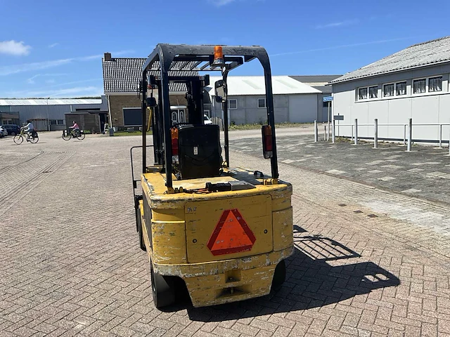 Deawoo b30s-2 vorkheftruck - afbeelding 15 van  17
