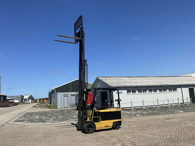 Deawoo b30s-2 vorkheftruck - afbeelding 16 van  17