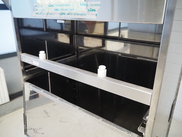 Debag - afbeelding 5 van  7