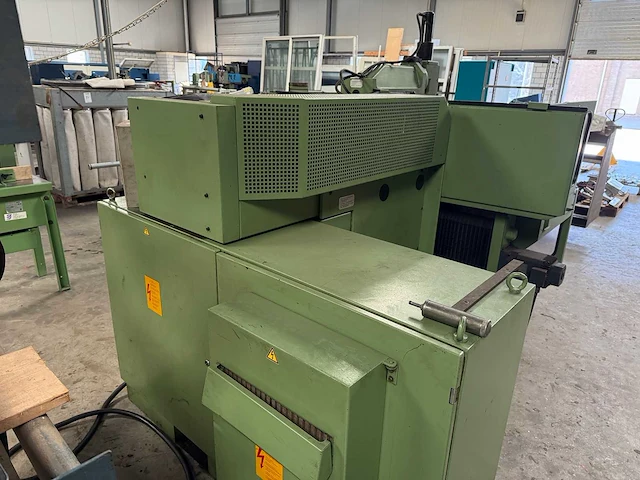 Deckel - 1988 - fp4a - cnc freesmachine - afbeelding 7 van  9