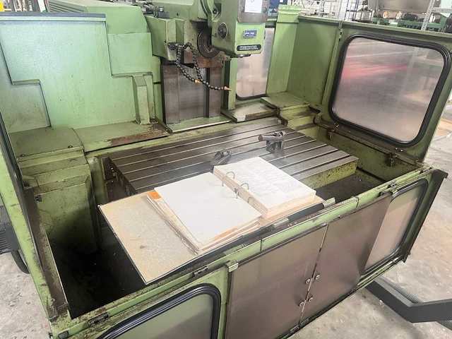 Deckel - 1998 - fp4a - cnc freesmachine - afbeelding 4 van  8
