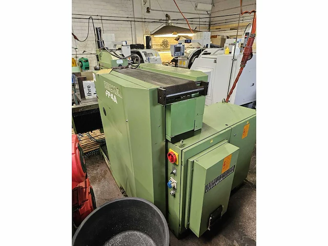 Deckel fp4a cnc bewerkingscentrum - afbeelding 9 van  11