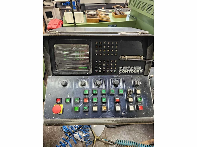 Deckel fp4a cnc bewerkingscentrum - afbeelding 10 van  11