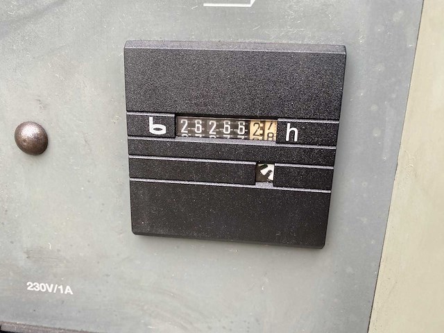 Deckel maho - dmu 60t - cnc-milling machine - 2001 - afbeelding 4 van  18