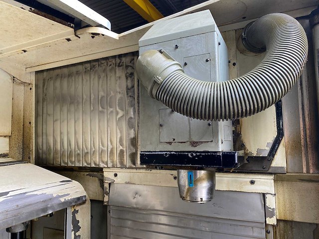 Deckel maho - dmu 60t - cnc-milling machine - 2001 - afbeelding 15 van  18