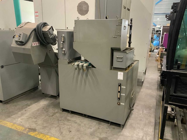 Deckel maho dmc 100v hi-dyn cnc verticale bewerkingscentrum - afbeelding 2 van  19