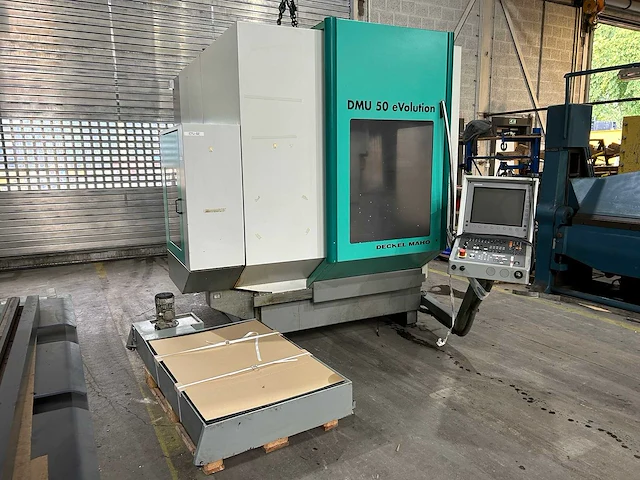 Deckel maho, dmg - dmu 50 evolution - cnc freesmachine - 2000 - afbeelding 21 van  26