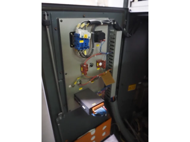 Deckel maho gmbh - afbeelding 10 van  23