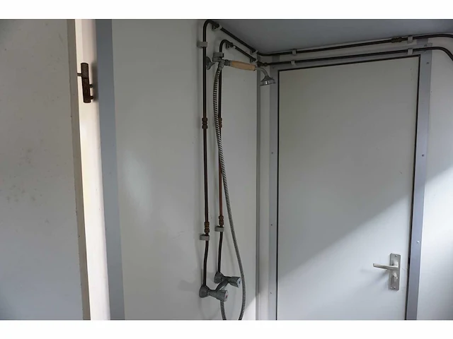 Decontaminatie-unit - afbeelding 7 van  17