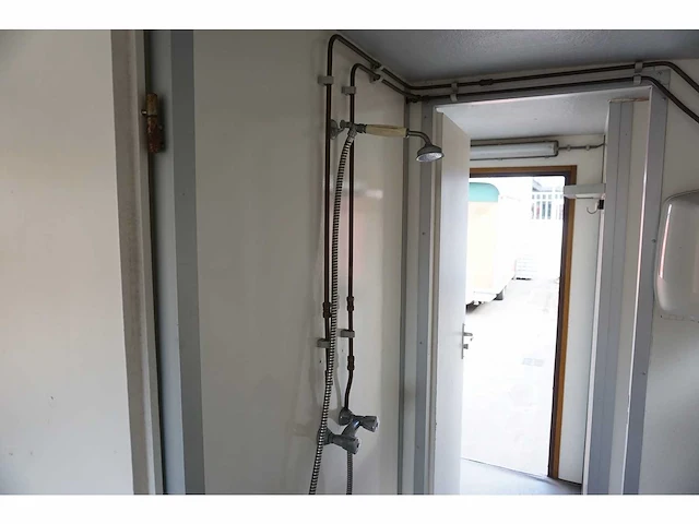 Decontaminatie-unit - afbeelding 5 van  18
