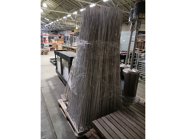 Decoratie bamboe stokken, wit - afbeelding 3 van  3