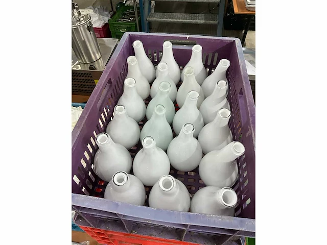 Decoratie bloemvaasjes (65x) - afbeelding 3 van  5