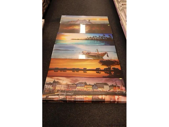 Decoratie met verlichting - 90x30x5 cm - ca. 17 stuks - afbeelding 1 van  2