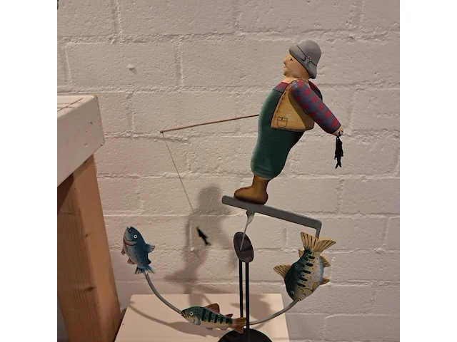 Decoratie op/inclusief mobiele magazijntafel authentic models - afbeelding 10 van  14