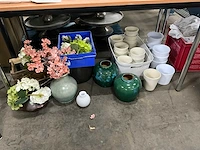 Decoratie vazen met kunstbloemen - afbeelding 2 van  9