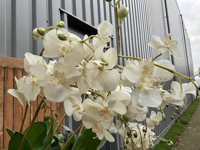 Decoratiebloempot op loden zuil (2x) - afbeelding 4 van  5