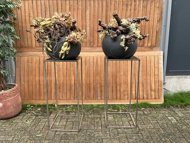 Decoratiebloempot op zuil (2x) - afbeelding 1 van  7
