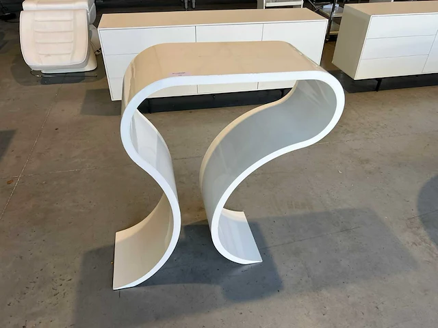 Decoratief - bijzettafel - afbeelding 1 van  2