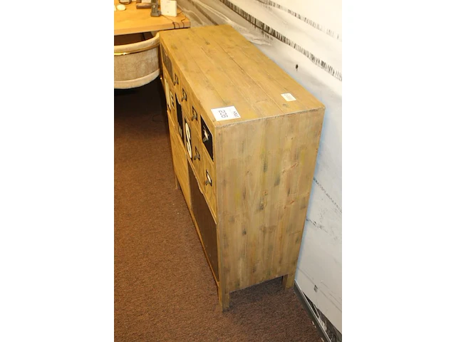 Decoratief ladekastje. afmeting 91 x 35 cm. hoogte 95 cm. exclusief decoratie en inhoud - afbeelding 2 van  3