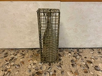 Decoratiemateriaal wijnfles in kooi - afbeelding 1 van  6
