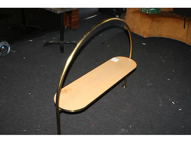 Decoratieve boog met plank. breedte 114 cm. - afbeelding 2 van  2