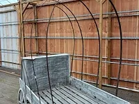 Decoratieve houten koets - afbeelding 2 van  10