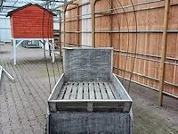 Decoratieve houten koets - afbeelding 4 van  10