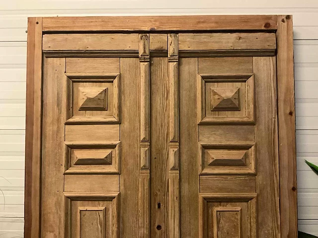 Decoratieve houten scheidingswand "deur" - afbeelding 8 van  10