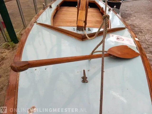 Decoratieve houten zeilboot - afbeelding 9 van  12
