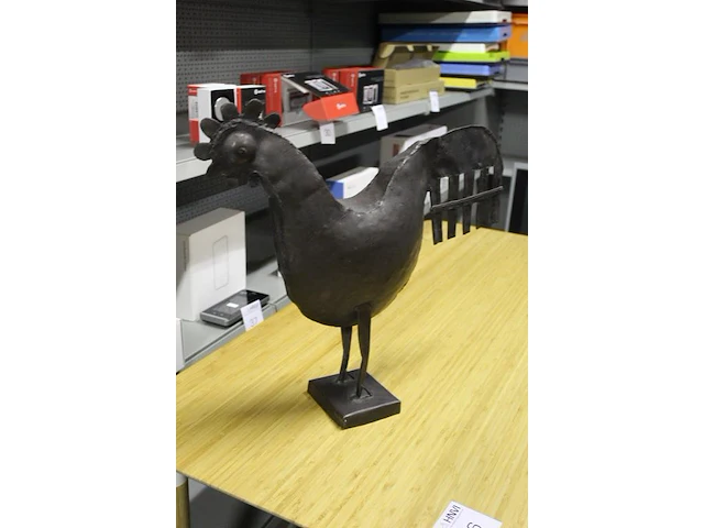 Decoratieve metalen haan. hoogte ca 50 cm. margeproduct - afbeelding 2 van  2