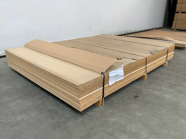 Decoratieve spaanplaat 2800x2070x16mm (16x) - afbeelding 1 van  6