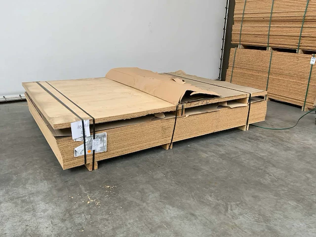 Decoratieve spaanplaat 2800x2070x19mm (18x) - afbeelding 1 van  7