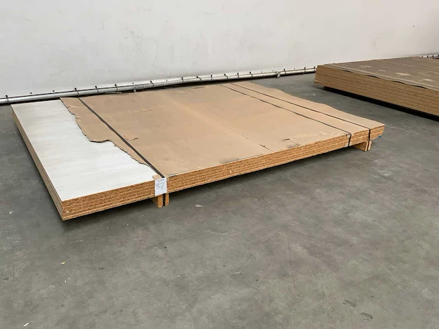 Decoratieve spaanplaat 2800x2070x19mm (6x) - afbeelding 1 van  6