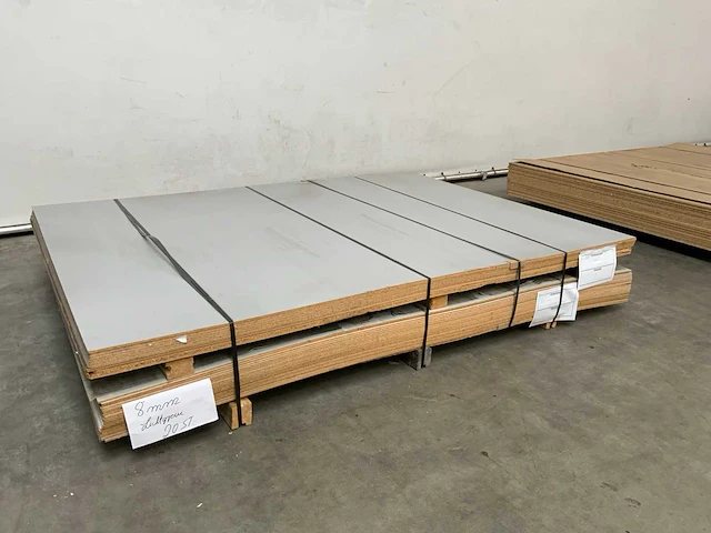 Decoratieve spaanplaat 2800x2070x8mm (27x) - afbeelding 1 van  8