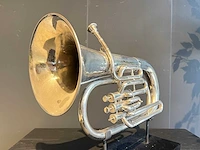 Decoratieve tenortuba met standaard - afbeelding 3 van  5