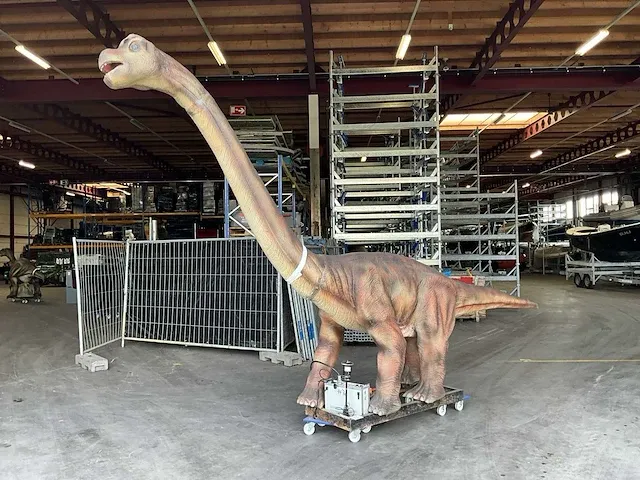 Decorfiguur “brachiosaurus” - afbeelding 1 van  14