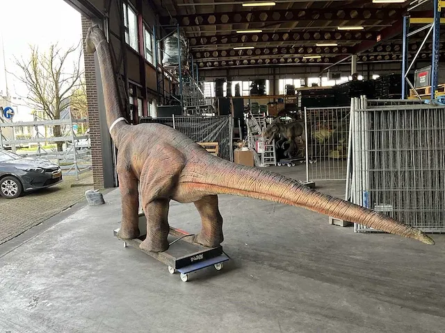 Decorfiguur “brachiosaurus” - afbeelding 9 van  14