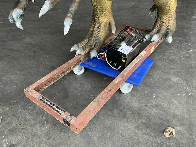 Decorfiguur “cryolophosaurus” - afbeelding 2 van  14