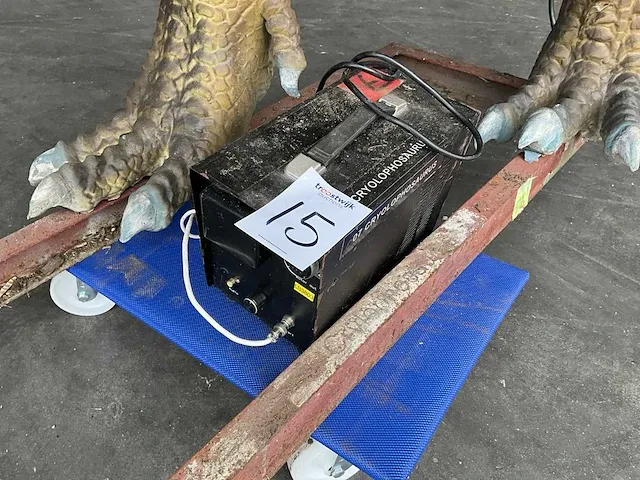 Decorfiguur “cryolophosaurus” - afbeelding 14 van  14