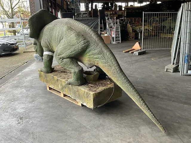 Decorfiguur “protoceratops” - afbeelding 8 van  13