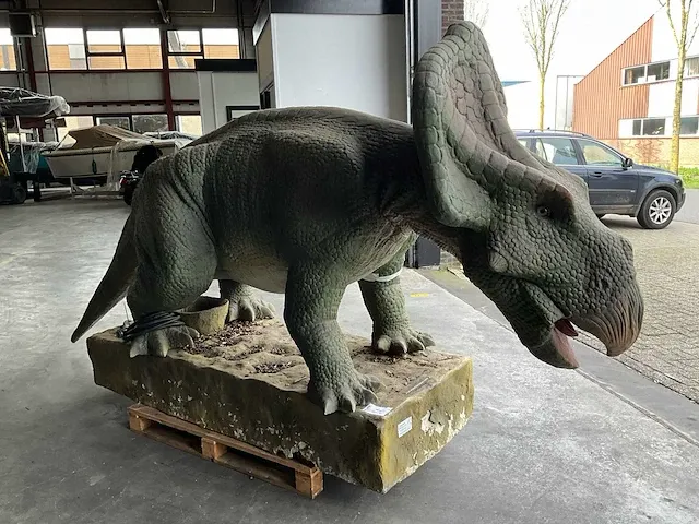 Decorfiguur “protoceratops” - afbeelding 11 van  13