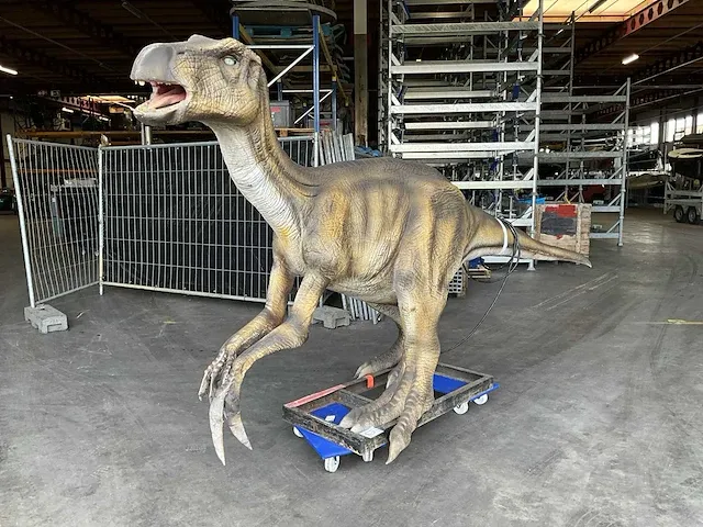 Decorfiguur “therizinosaurus” - afbeelding 1 van  15