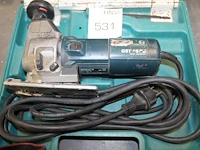 Decoupeerzaag bosch gst85pe in kunststof koffer. - afbeelding 1 van  1